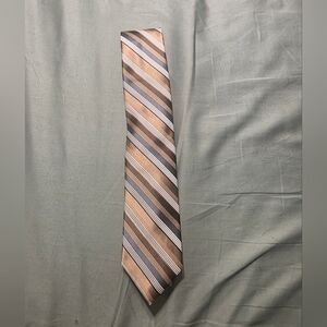 Van Heusen Silver And Tan Tie
